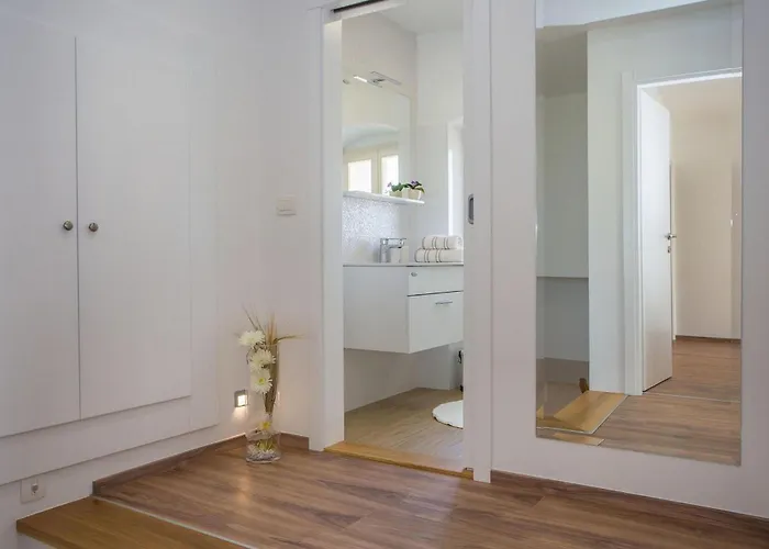 Ferienhaus Nonina Hiza Poreč